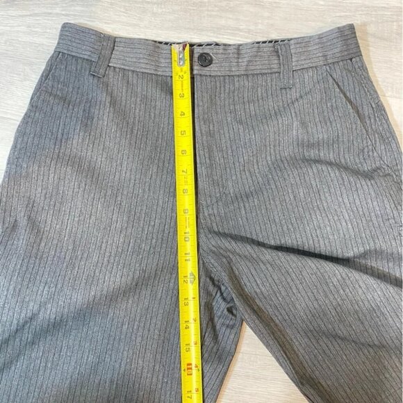Fox Size 31 Grey and Black Pinstripe Utility Shorts inseam 11in - Picture 9 of 16